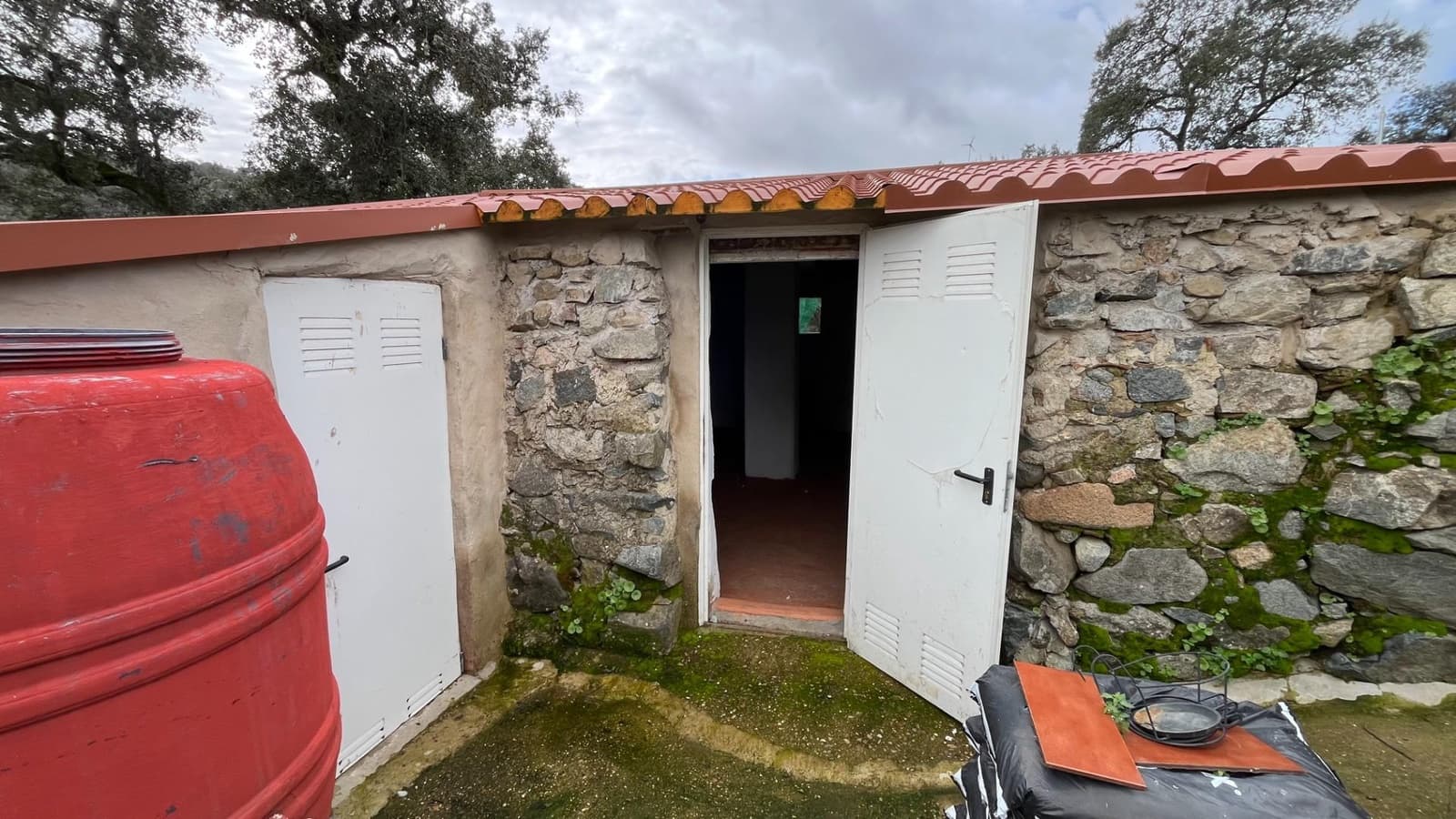 Finca/Casa Rural de 3 habitaciones en El Castillo de las Guardas en venta - 170.000 € (Ref: 9541202)