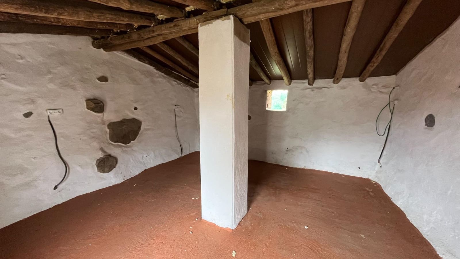 Finca/Casa Rural de 3 habitaciones en El Castillo de las Guardas en venta - 170.000 € (Ref: 9541202)