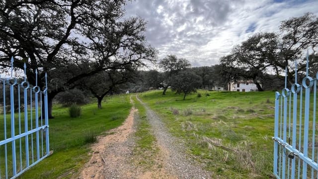 3 sovrum Finca/Hus på landet till salu i El Castillo de las Guardas - 170 000 € (Ref: 9541202)