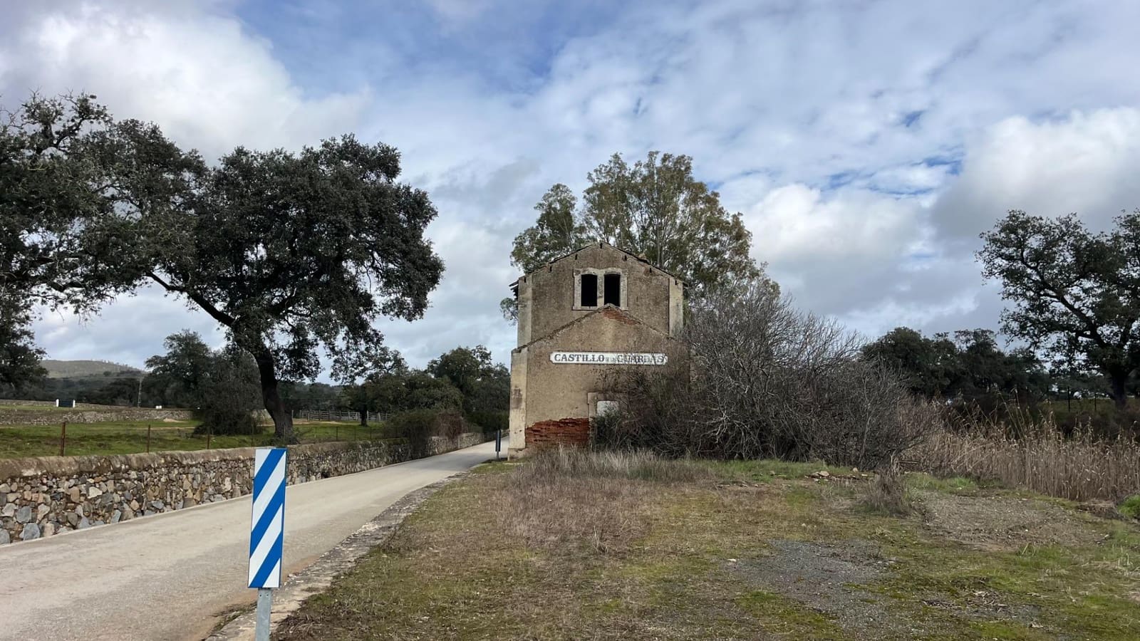 Finca/Casa Rural de 3 habitaciones en El Castillo de las Guardas en venta - 170.000 € (Ref: 9541202)