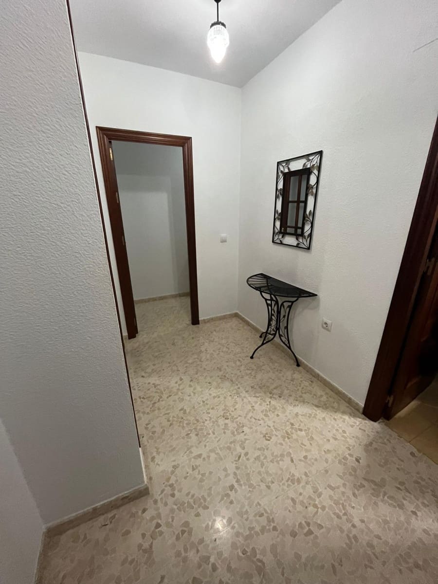 3 bedroom Flat for sale in Villamartin - € 115,000 (Ref: 9543725)