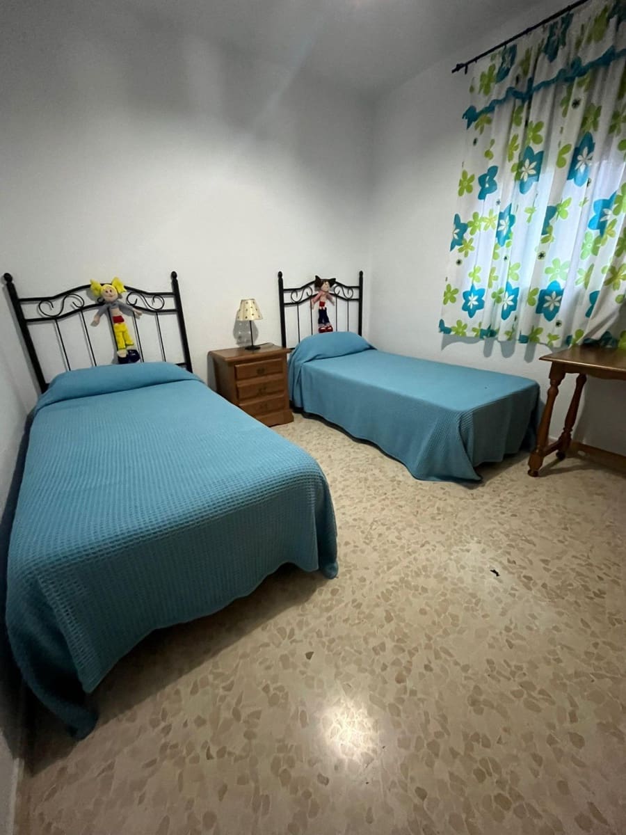 3 bedroom Flat for sale in Villamartin - € 115,000 (Ref: 9543725)