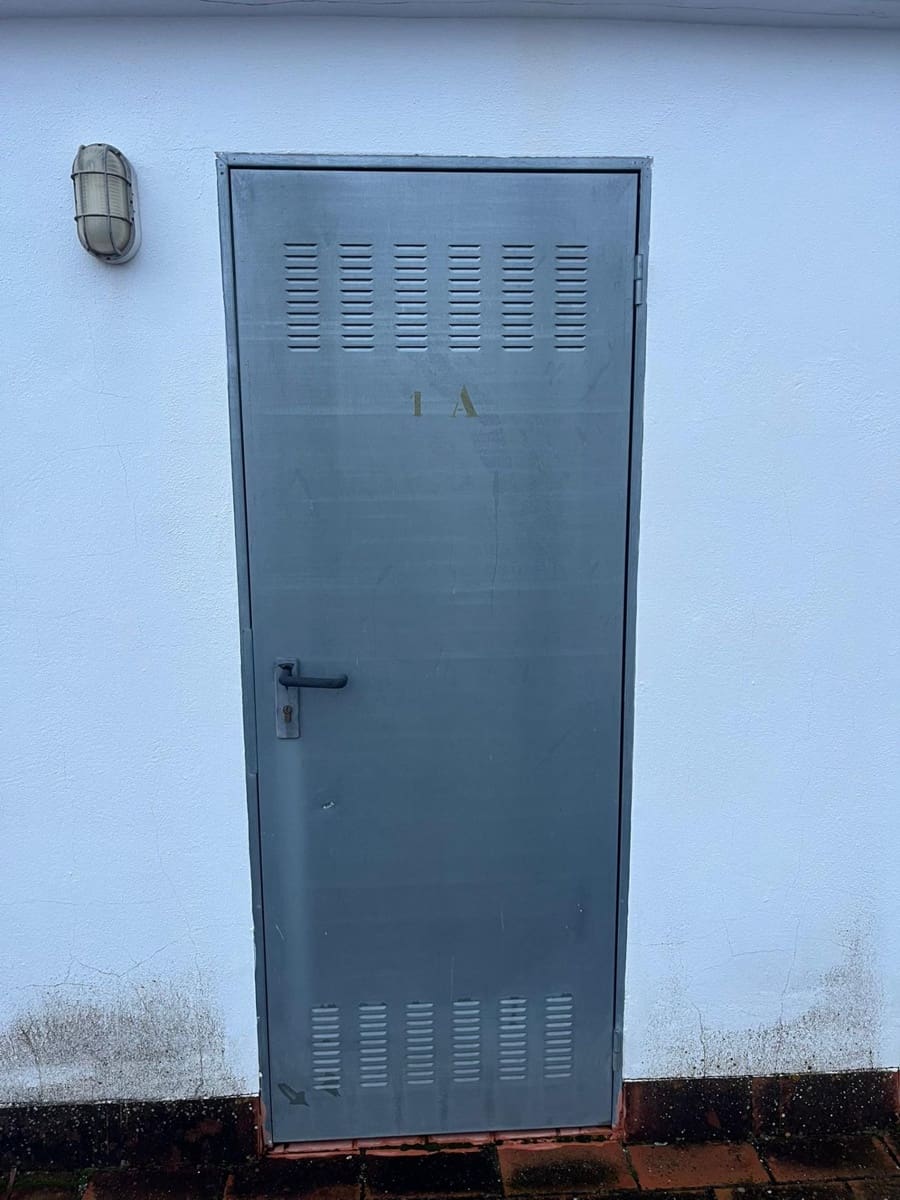 3 bedroom Flat for sale in Villamartin - € 115,000 (Ref: 9543725)