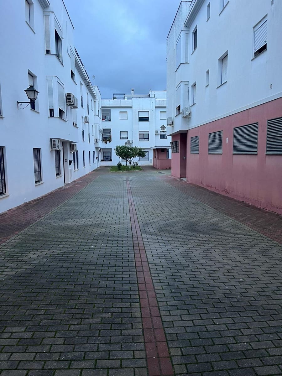 3 bedroom Flat for sale in Villamartin - € 115,000 (Ref: 9543725)