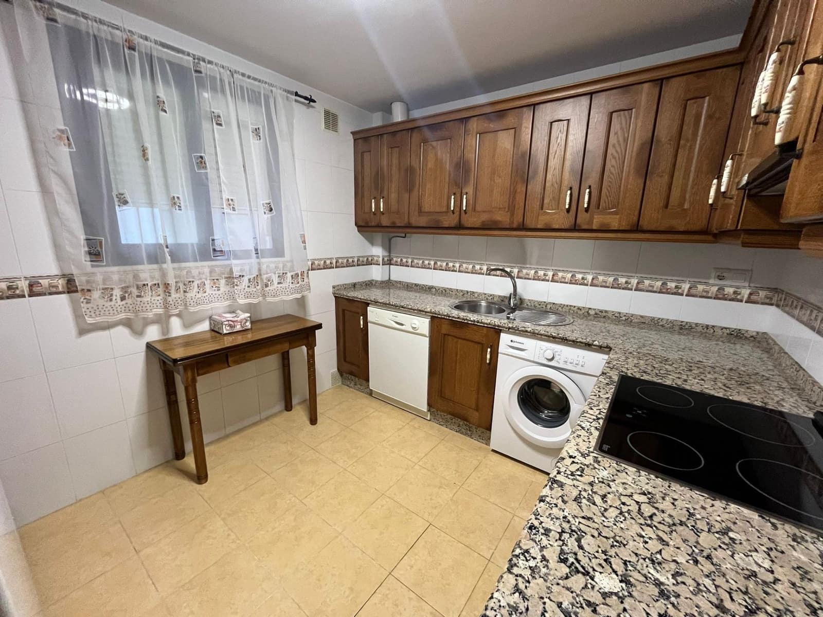 3 bedroom Flat for sale in Villamartin - € 115,000 (Ref: 9543725)