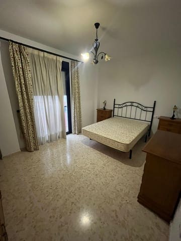 Piso de 3 habitaciones en Villamartín en venta - 105.000 € (Ref: 9543725)