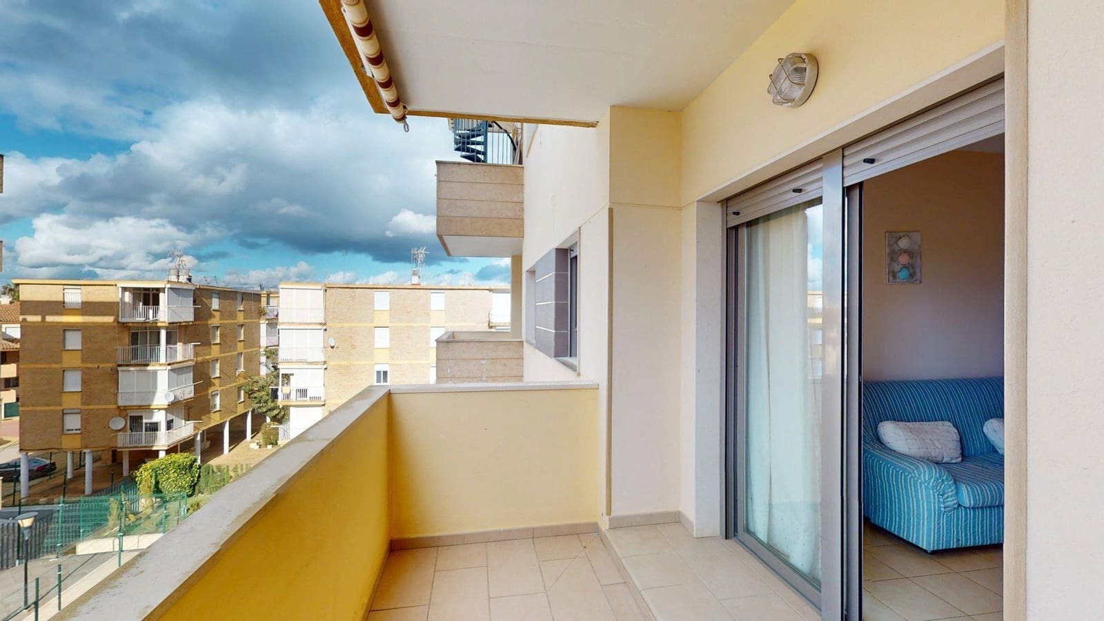 2 bedroom Flat for sale in Isla Cristina with pool garage - € 215,000 (Ref: 9543726)