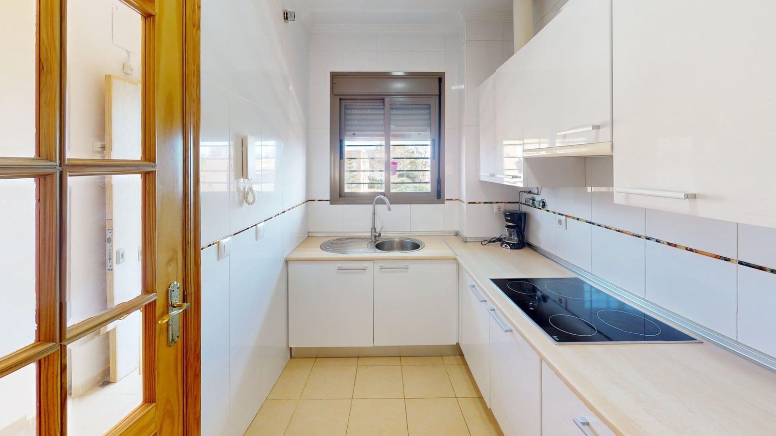 2 bedroom Flat for sale in Isla Cristina with pool garage - € 215,000 (Ref: 9543726)