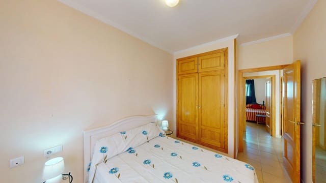 2 bedroom Flat for sale in Isla Cristina with pool garage - € 215,000 (Ref: 9543726)
