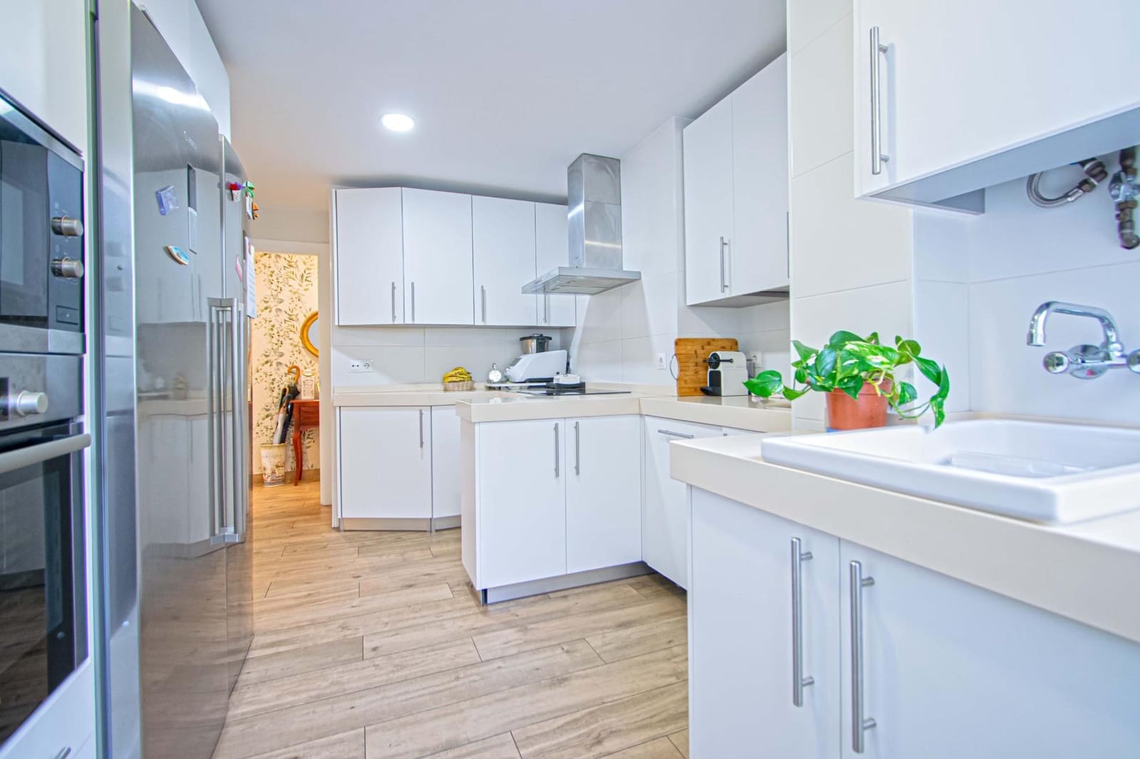 3 soveværelse Lejlighed til salg i Sevilla by med garage - € 380.000 (Ref: 9548308)