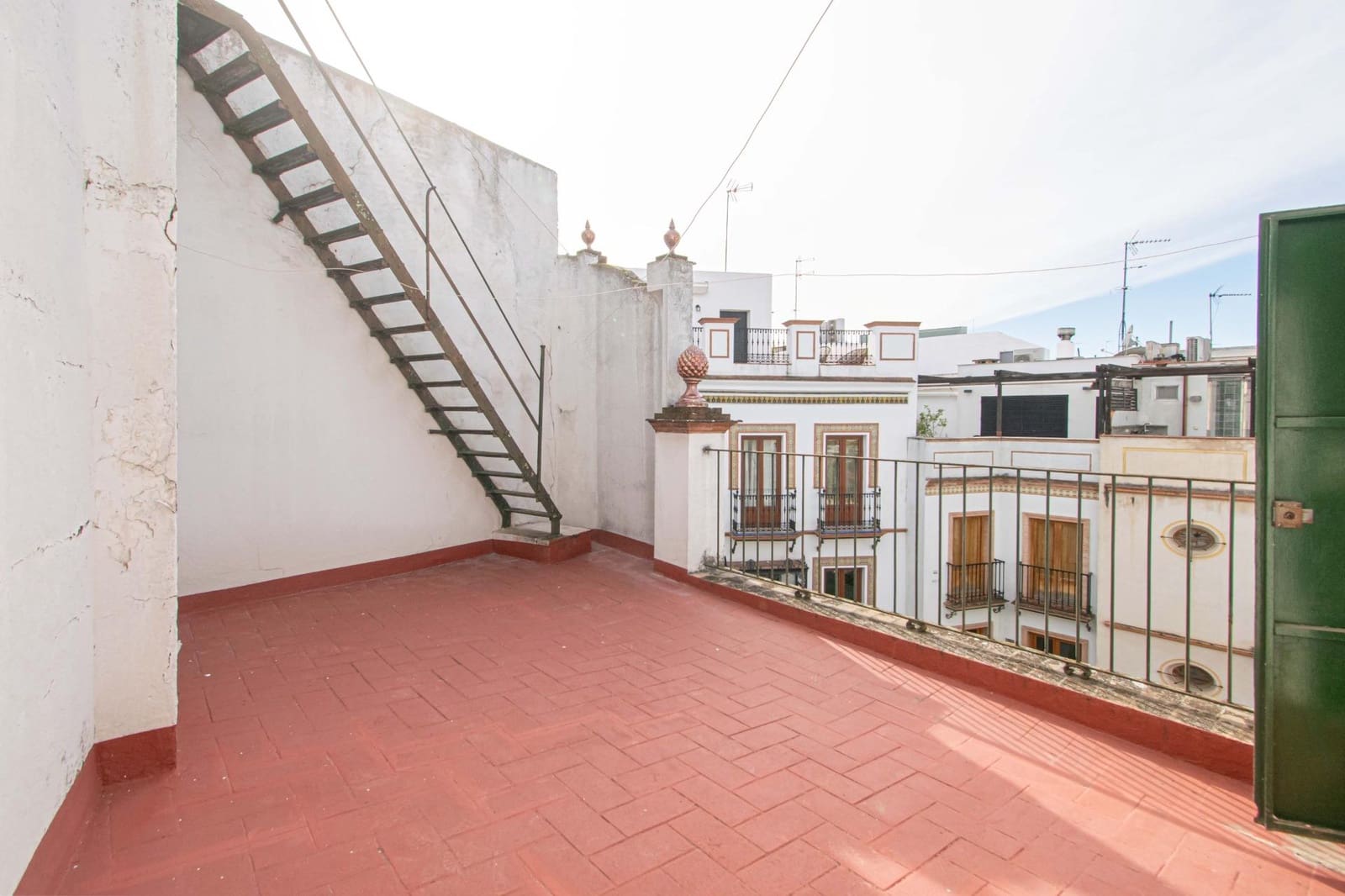 6 slaapkamer Huis te koop in Sevilla stad - € 890.000 (Ref: 9548311)