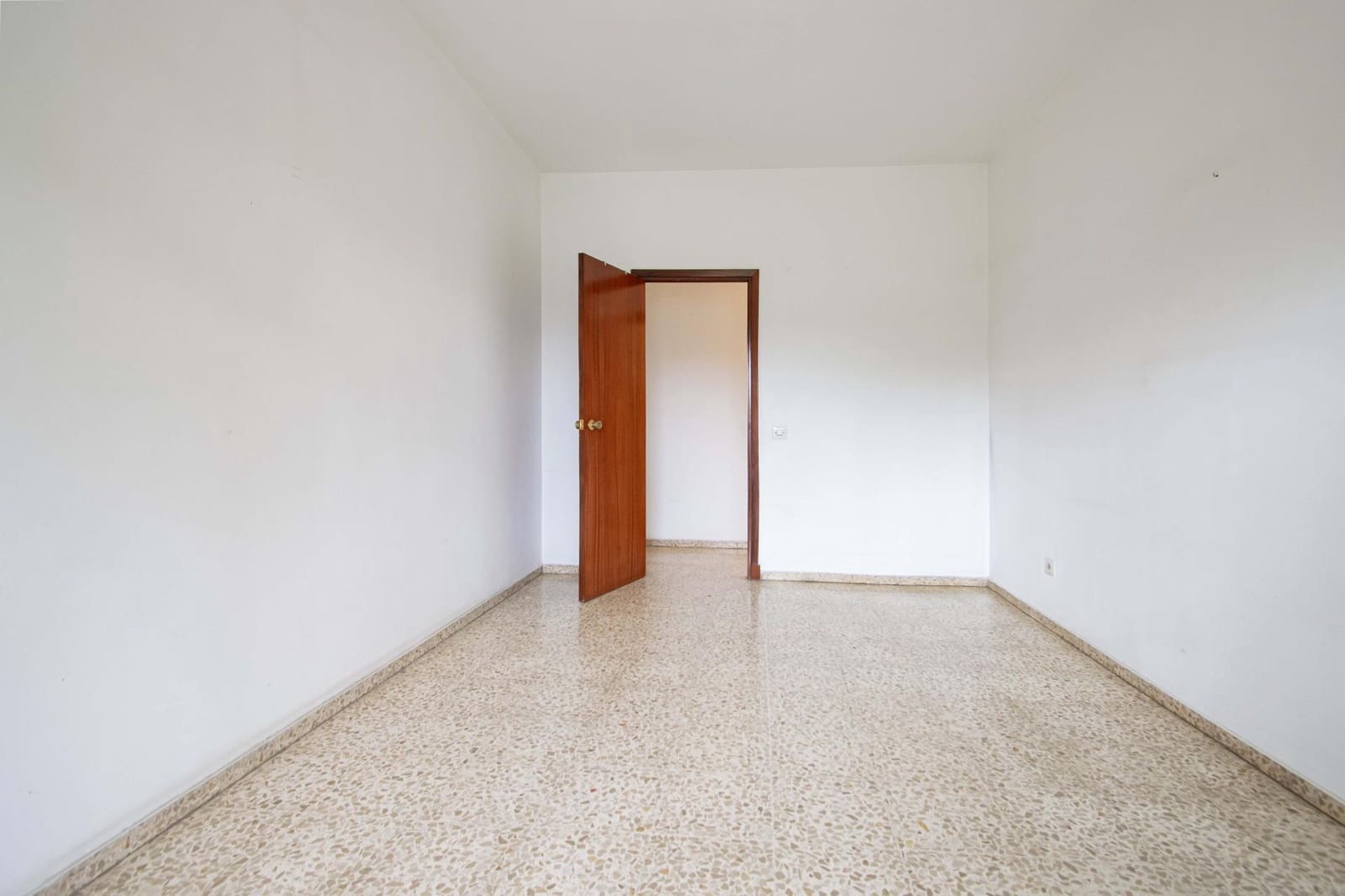 4 makuuhuone Asunto myytävänä paikassa Sevilla kaupunki - 415 000 € (Ref: 9551624)