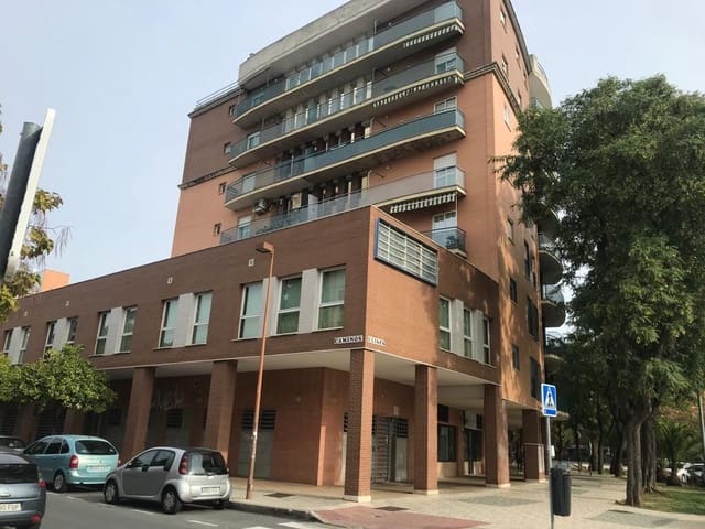 Autotalli myytävänä paikassa Sevilla kaupunki - 19 500 € (Ref: 9551625)