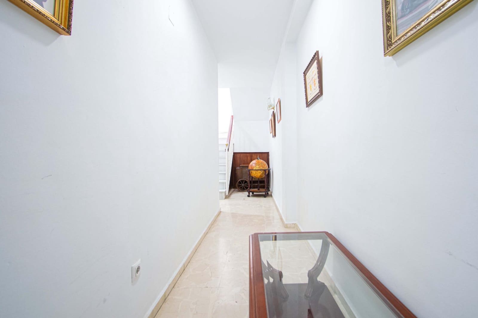 Apartamento de 4 habitaciones en Sevilla ciudad en venta - 250.000 € (Ref: 9551627)