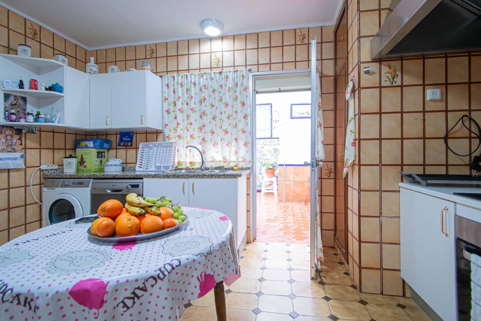 Apartamento de 4 habitaciones en Sevilla ciudad en venta - 250.000 € (Ref: 9551627)