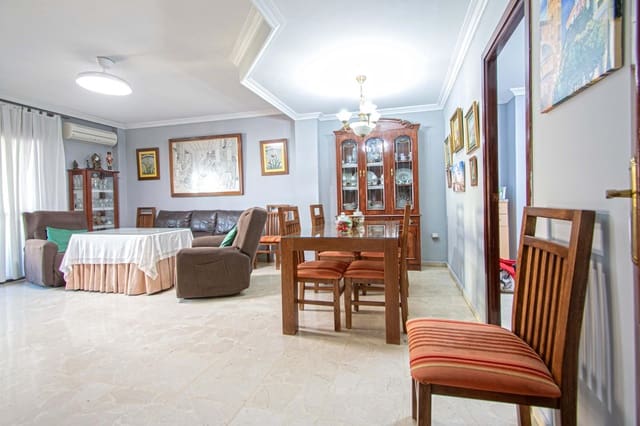 Apartamento de 4 habitaciones en Bellavista, Sevilla ciudad en venta - 250.000 € (Ref: 9551627)