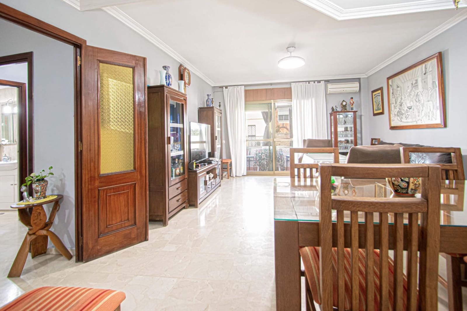 Apartamento de 4 habitaciones en Sevilla ciudad en venta - 250.000 € (Ref: 9551627)