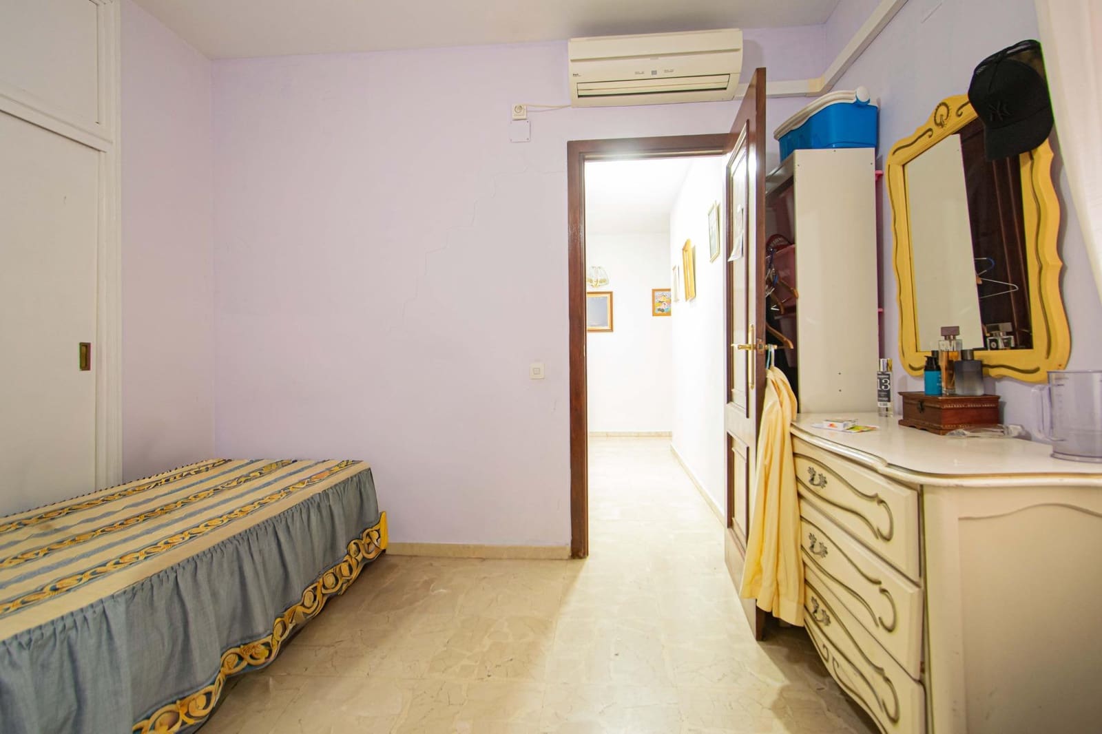 Apartamento de 4 habitaciones en Sevilla ciudad en venta - 250.000 € (Ref: 9551627)