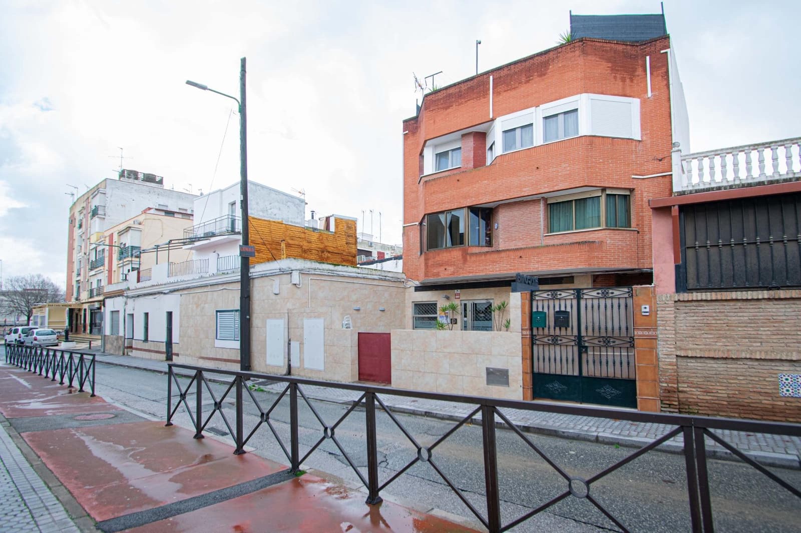 Apartamento de 4 habitaciones en Sevilla ciudad en venta - 250.000 € (Ref: 9551627)