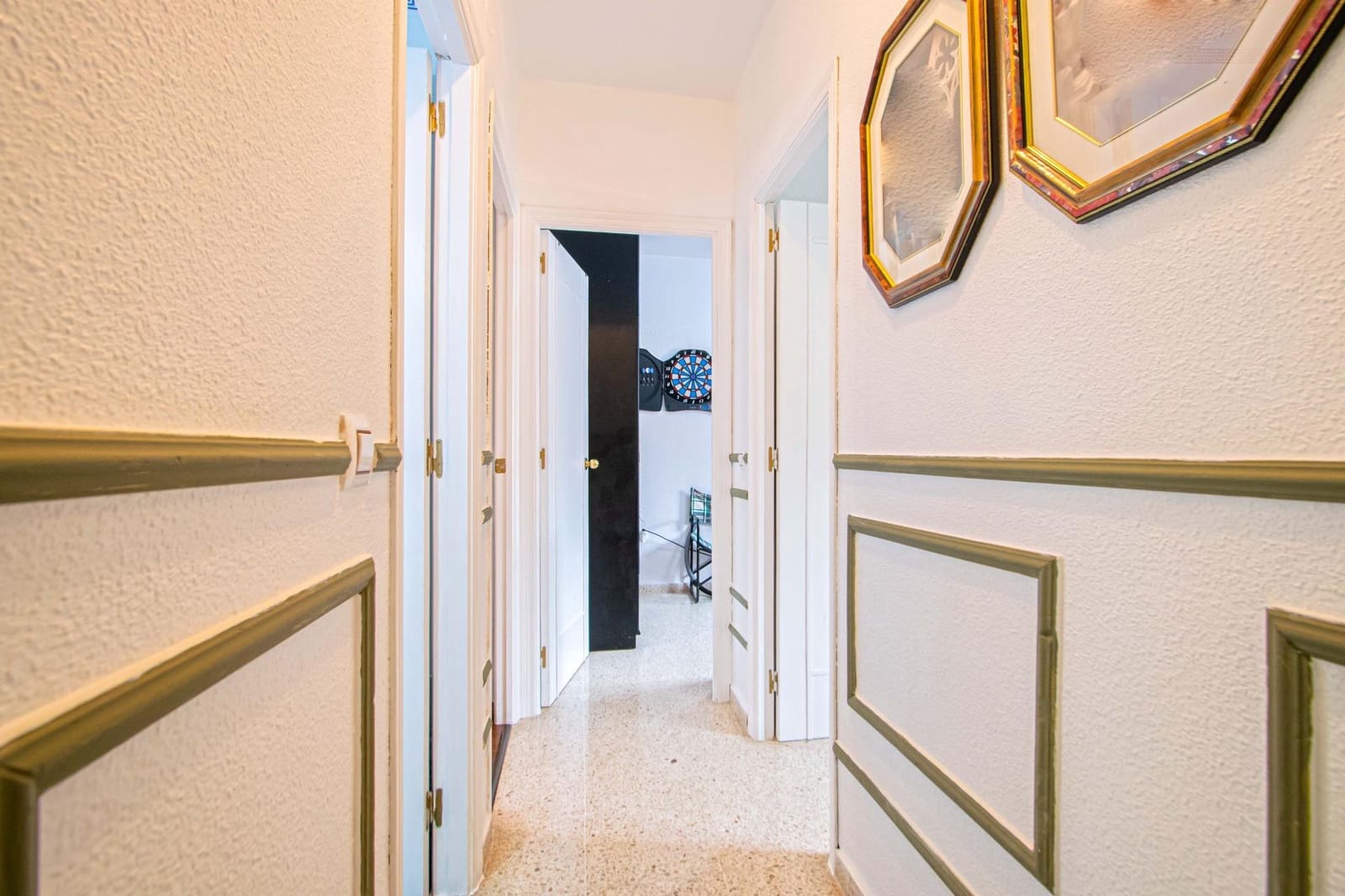 4 soverom Rekkehus til salgs i Montequinto med garasje - € 315 000 (Ref: 9555945)