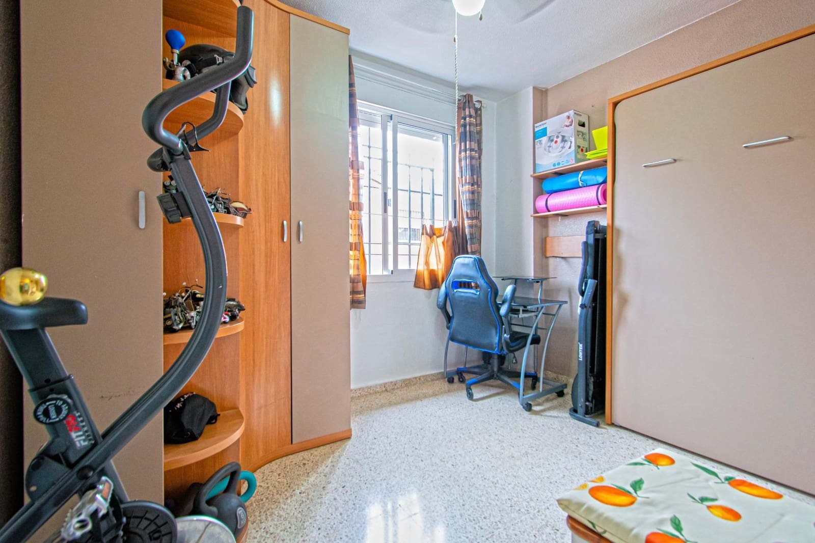 4 soverom Rekkehus til salgs i Montequinto med garasje - € 315 000 (Ref: 9555945)