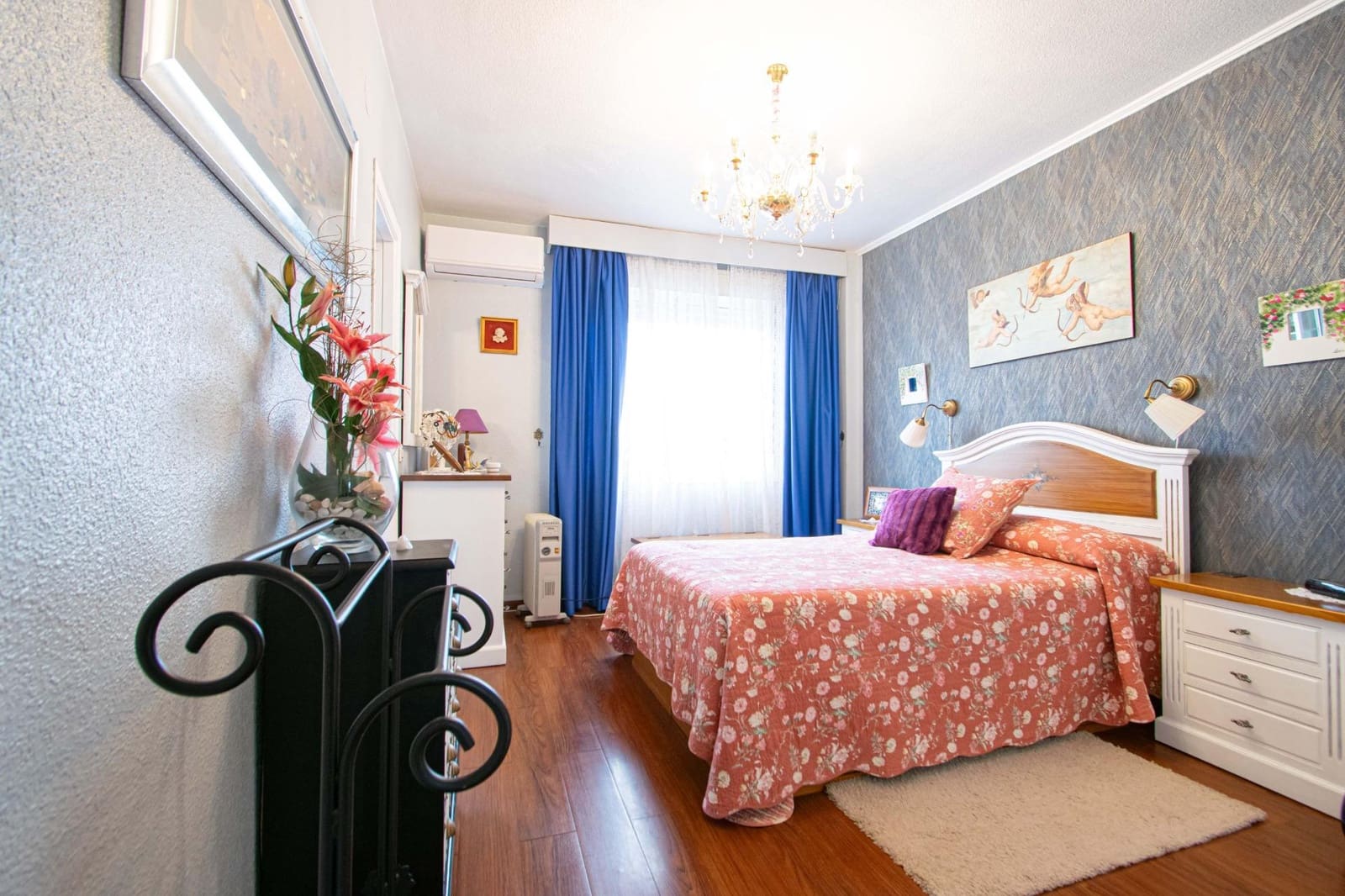 4 soverom Rekkehus til salgs i Montequinto med garasje - € 315 000 (Ref: 9555945)