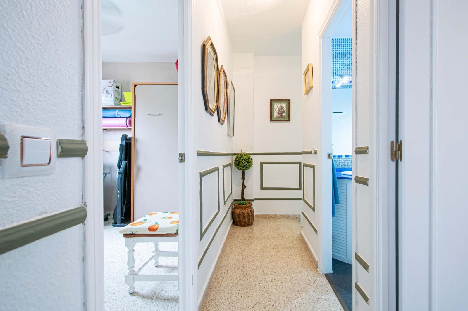 4 soverom Rekkehus til salgs i Montequinto med garasje - € 315 000 (Ref: 9555945)