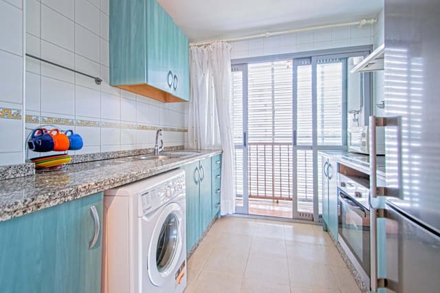 3 sovrum Lägenhet till salu i Sevilla stad med garage - 199 900 € (Ref: 9561891)