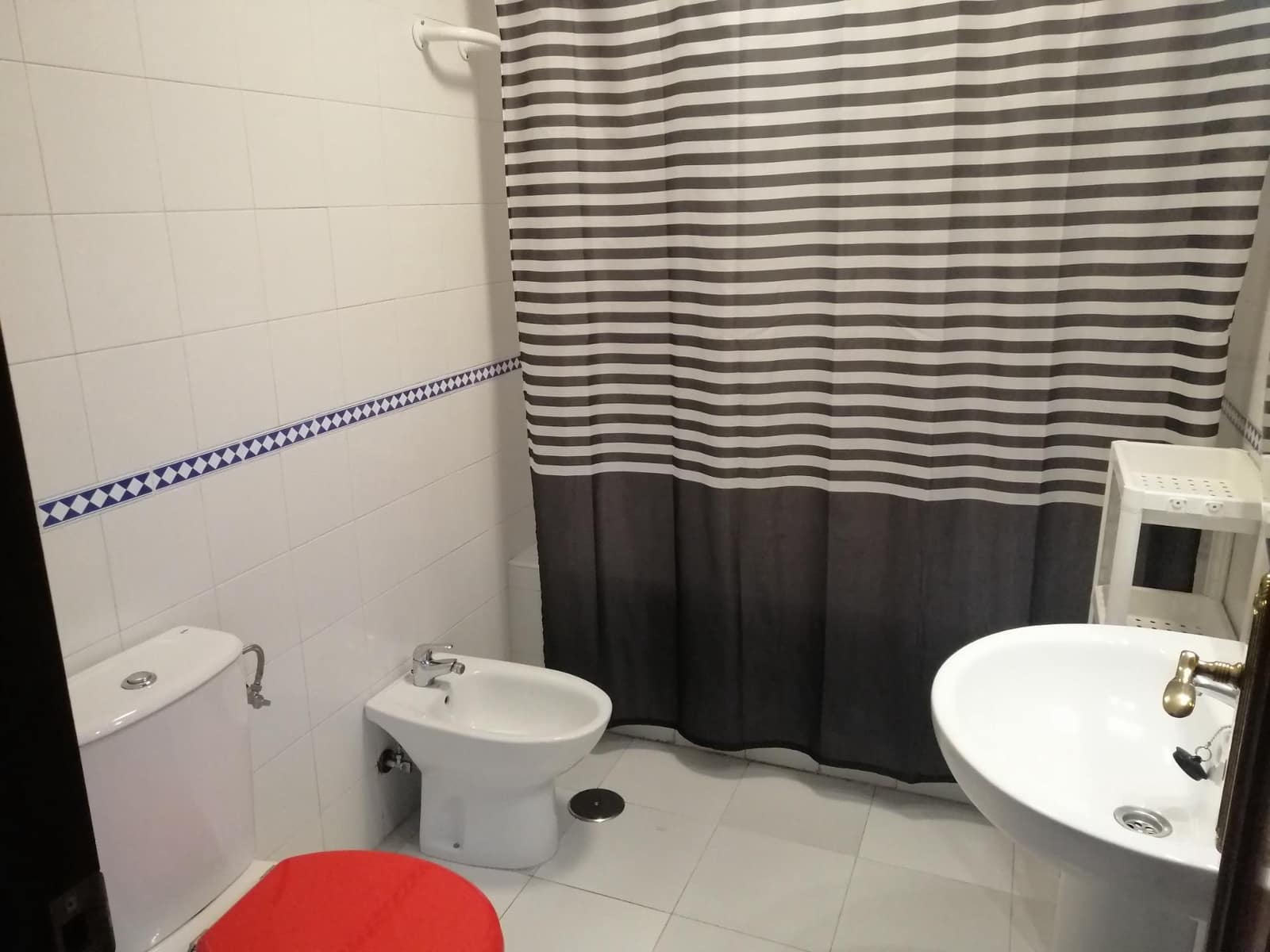 3 sovrum Lägenhet att hyra i Sevilla stad - 1 400 € (Ref: 9561892)