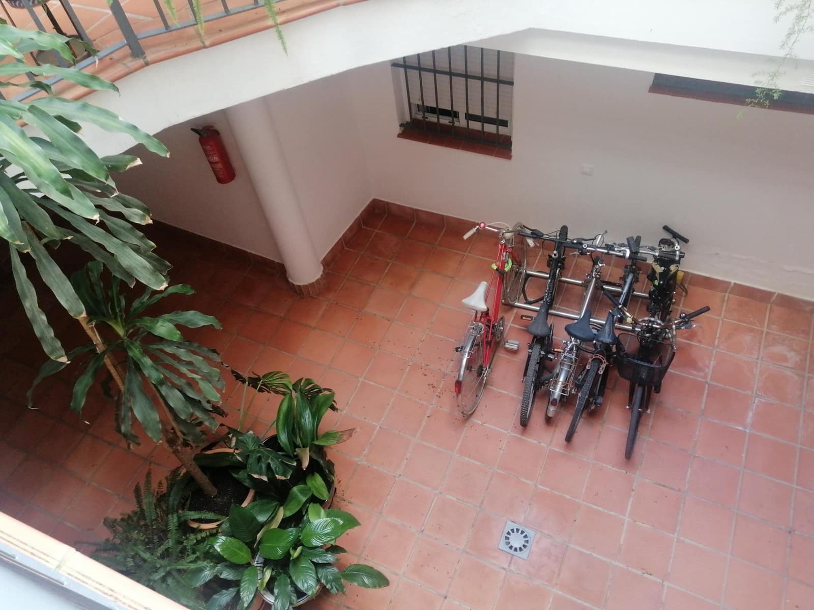 3 sovrum Lägenhet att hyra i Sevilla stad - 1 400 € (Ref: 9561892)