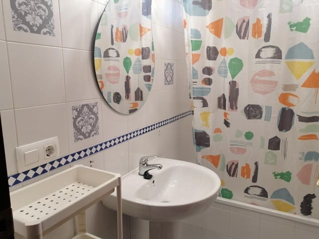 3 Zimmer Wohnung zu vermieten in Sevilla Stadt - 1.200 € (Ref: 9561892)