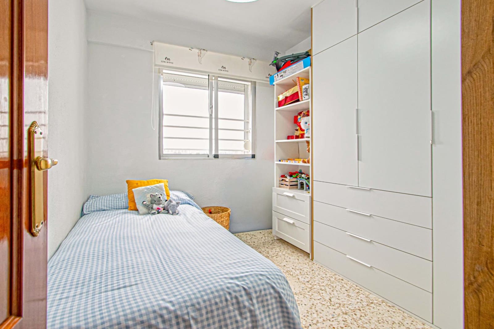 4 Zimmer Wohnung zu verkaufen in Sevilla Stadt - 229.000 € (Ref: 9561894)