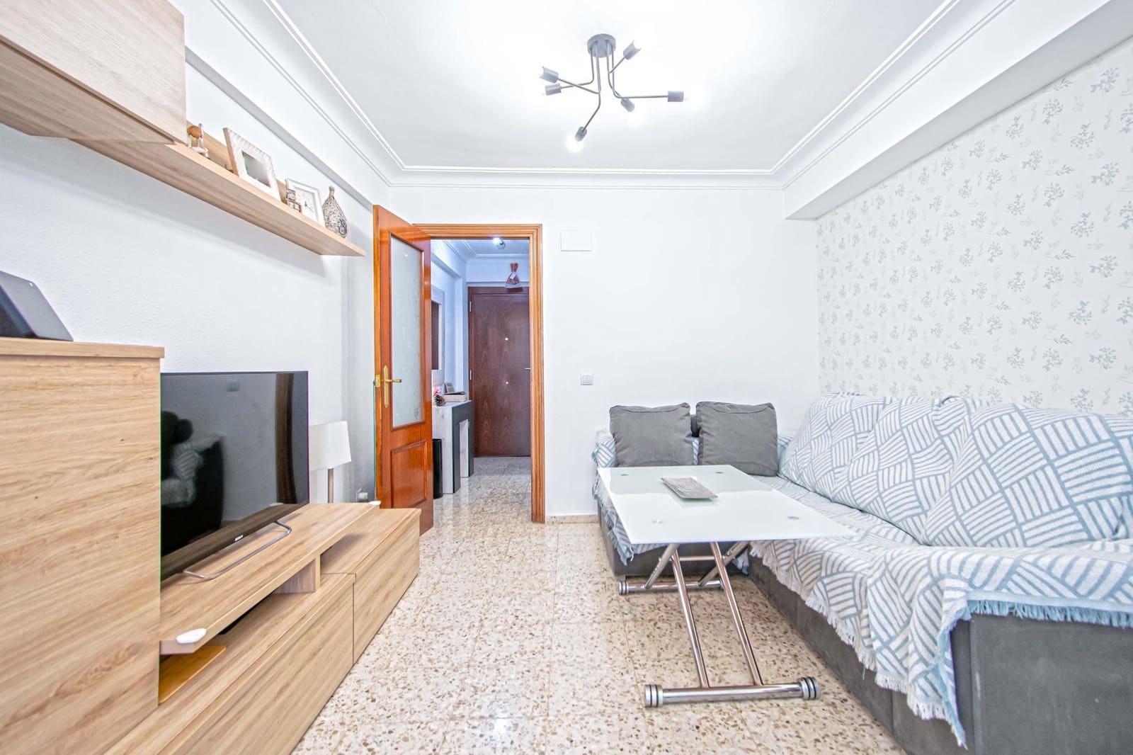 4 Zimmer Wohnung zu verkaufen in Sevilla Stadt - 229.000 € (Ref: 9561894)