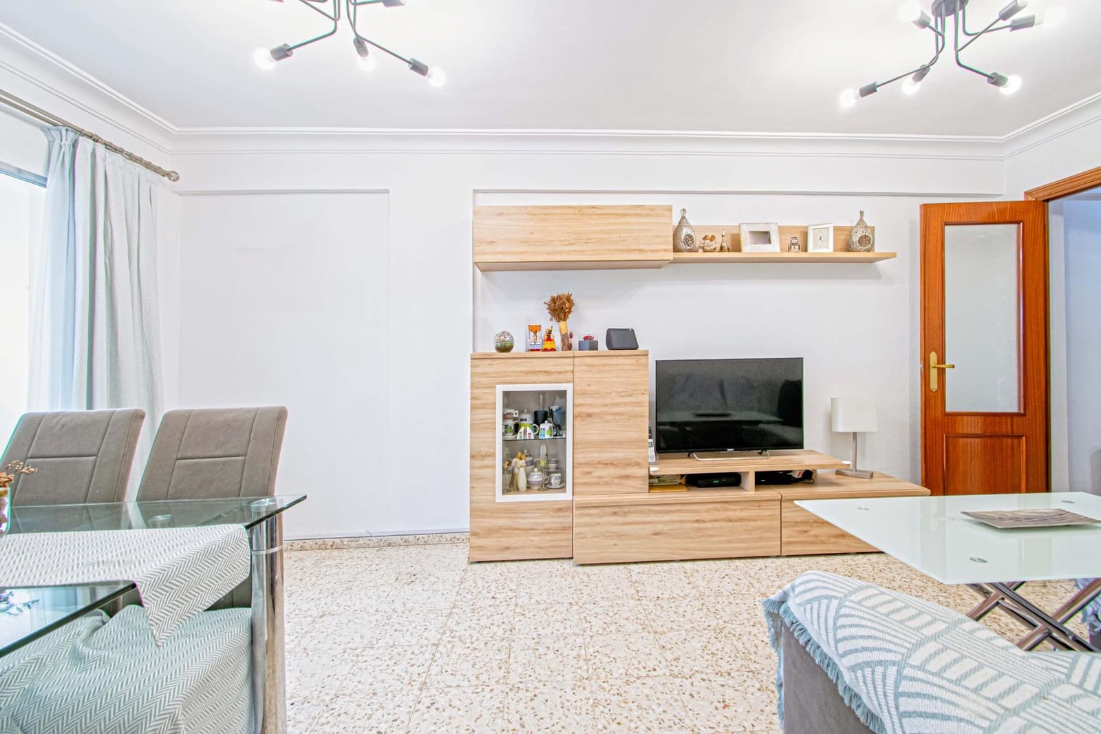 4 Zimmer Wohnung zu verkaufen in Sevilla Stadt - 229.000 € (Ref: 9561894)