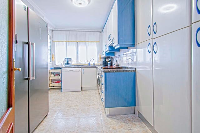 4 soveværelse Lejlighed til salg i Sevilla by - € 229.000 (Ref: 9561894)