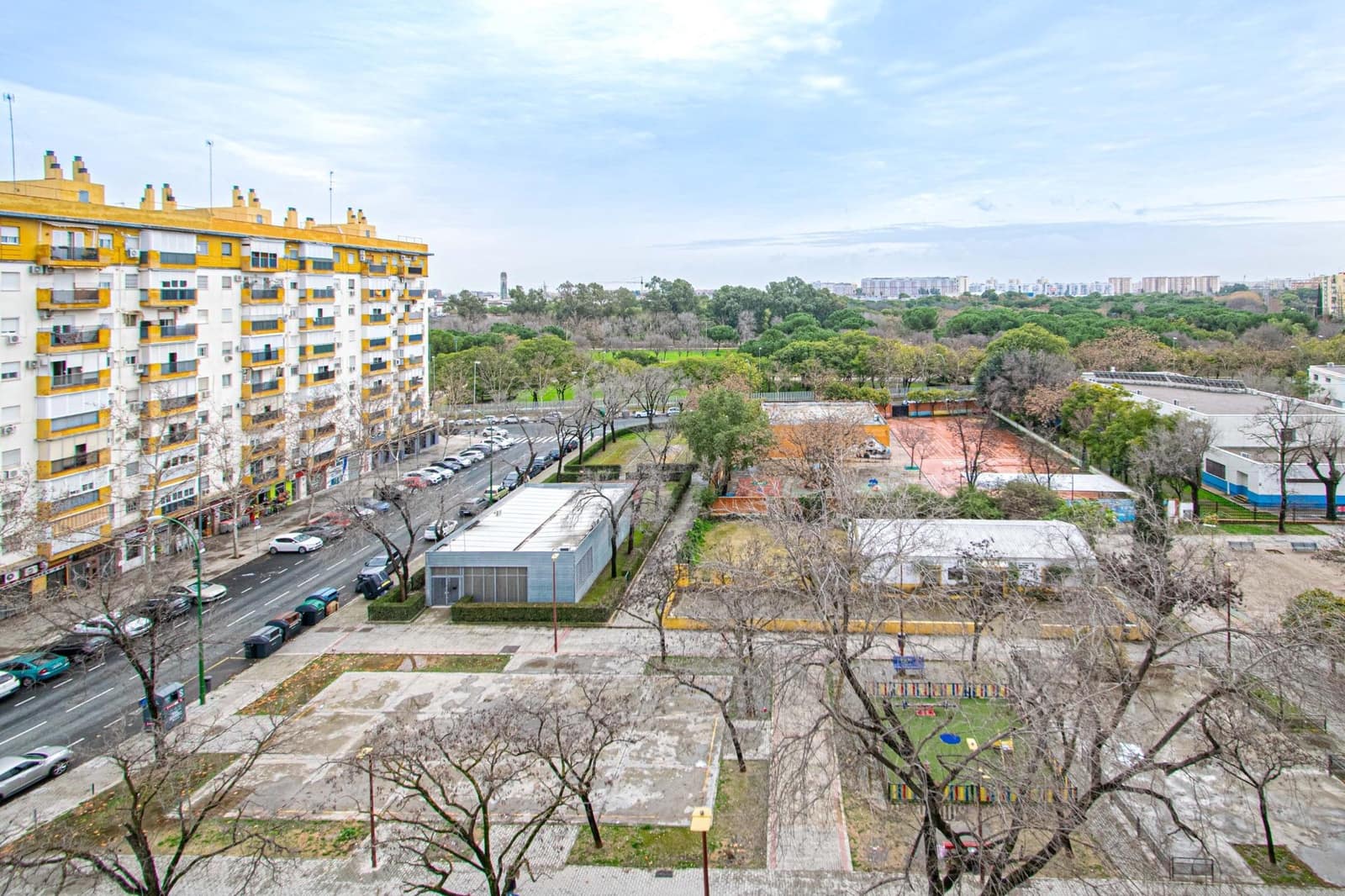 4 Zimmer Wohnung zu verkaufen in Sevilla Stadt - 229.000 € (Ref: 9561894)