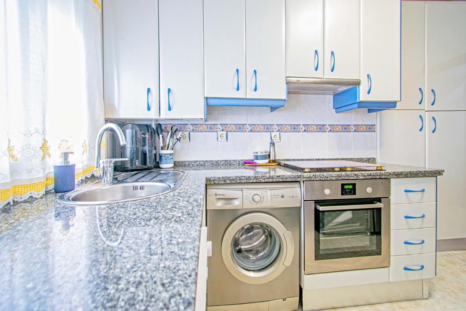 4 Zimmer Wohnung zu verkaufen in Sevilla Stadt - 229.000 € (Ref: 9561894)