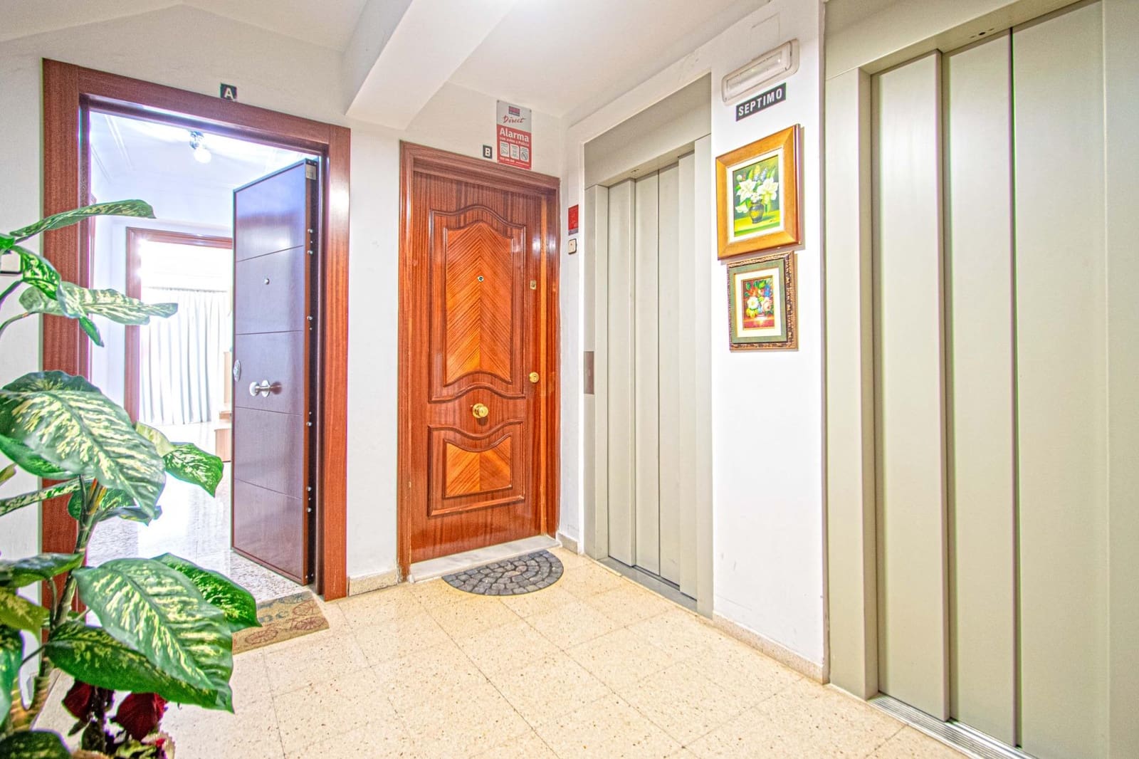 4 Zimmer Wohnung zu verkaufen in Sevilla Stadt - 229.000 € (Ref: 9561894)