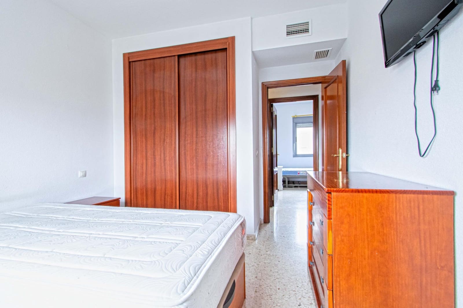 3 quarto Apartamento para arrendar em Sevilha cidade com garagem - 850 € (Ref: 9565319)