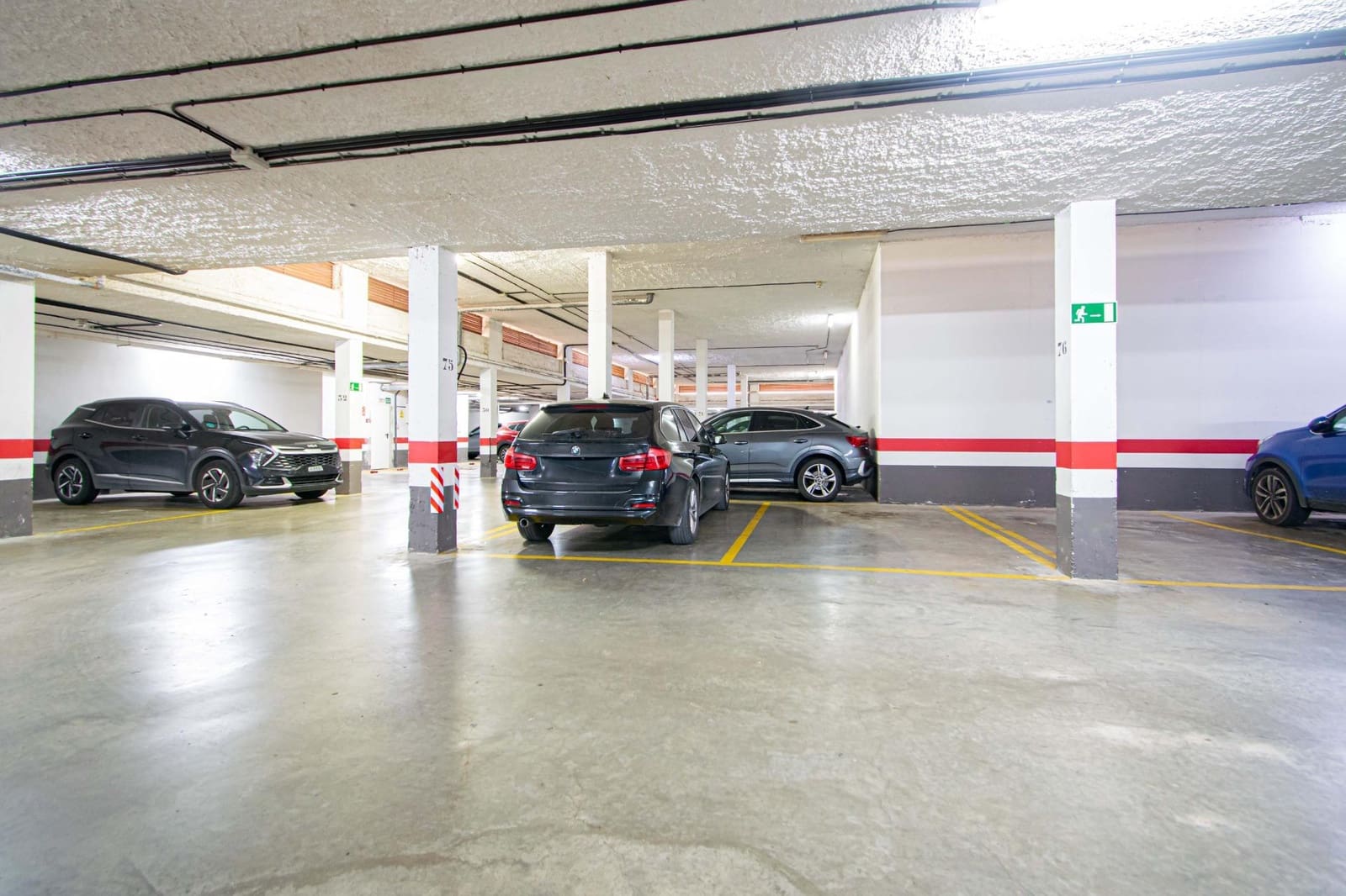 3 quarto Apartamento para arrendar em Sevilha cidade com garagem - 850 € (Ref: 9565319)