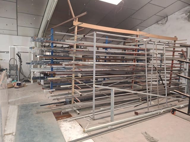 Virksomhed til salg i La Rinconada - € 159.000 (Ref: 9568735)