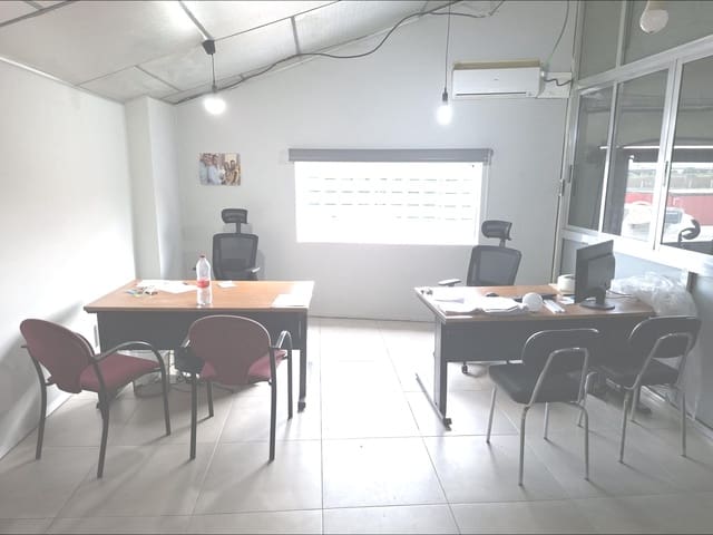 Yritys myytävänä paikassa La Rinconada - 159 000 € (Ref: 9568735)