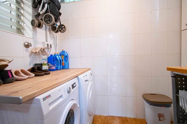 2 Zimmer Apartment zu vermieten in Rochelambert, Sevilla Stadt - 900 € (Ref: 9586590)