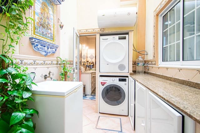 3 soverom Rekkehus til salgs i Sevilla by - € 190 000 (Ref: 9586591)