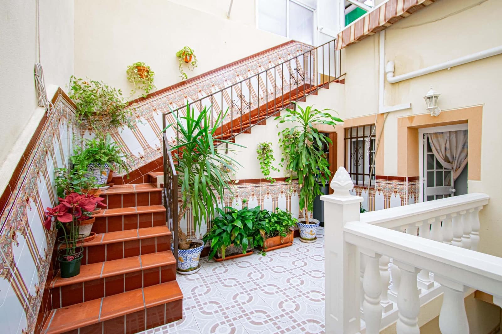 3 bedroom Terraced Villa for sale in Seville city - € 190,000 (Ref: 9586591)