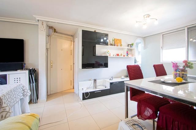 2 makuuhuone Asunto myytävänä paikassa Sevilla kaupunki - 75 000 € (Ref: 9591383)