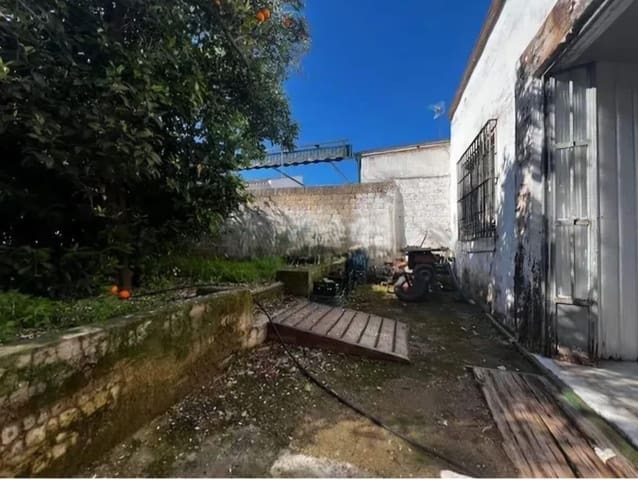 Finca/Landehus til salg i Olivares - € 135.000 (Ref: 9591386)