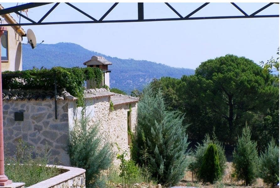 4 bedroom Finca/Country House for sale in Calera de Leon - € 480,000 (Ref: 9591387)