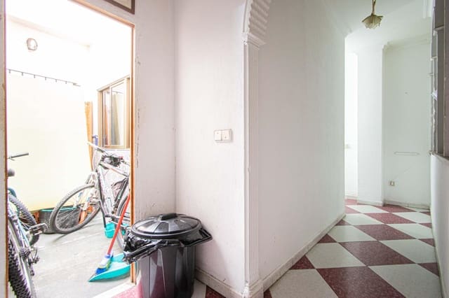 3 sypialnia Mieszkanie na sprzedaż w Miasto Sewilla - 125 000 € (Ref: 9596234)