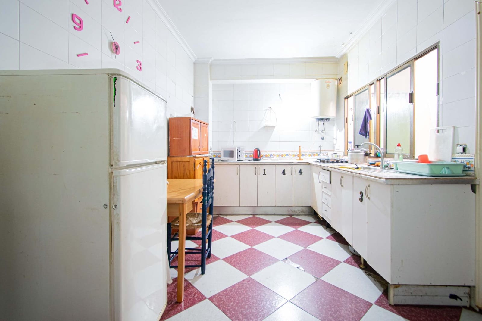 3 makuuhuone Asunto myytävänä paikassa Sevilla kaupunki - 125 000 € (Ref: 9596234)